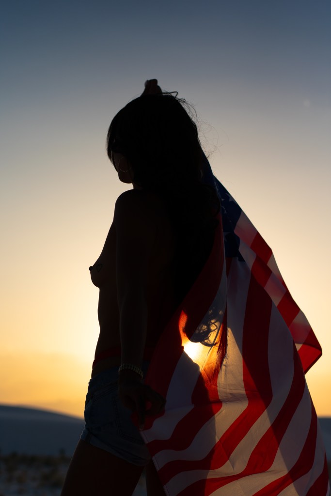 Outdoor boudoir with a 4th of July theme at White Sands National Park near Alamogordo, NM. Valyssa is the model